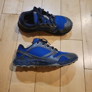 Merrell, kids Size 1, Blue and Silver